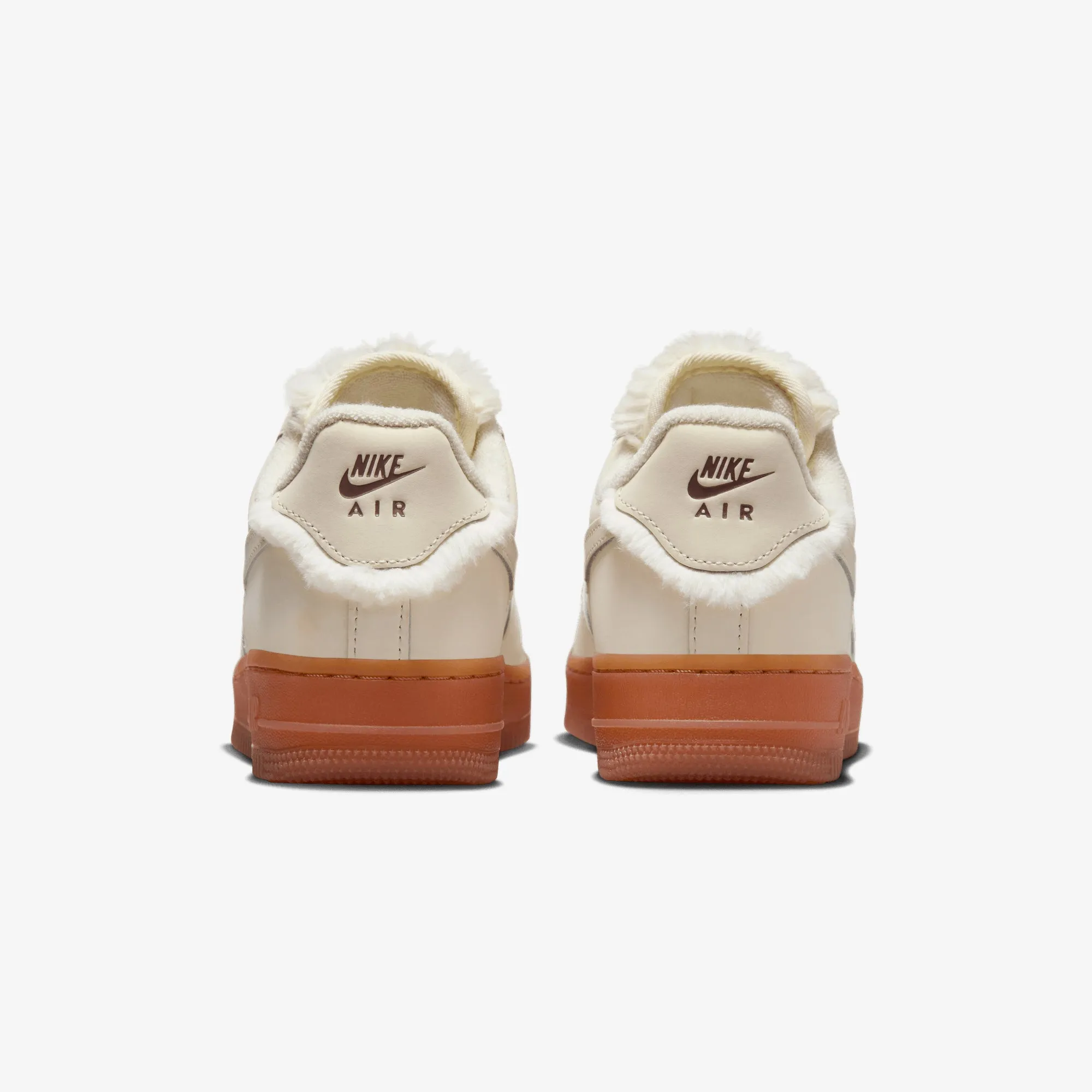 WMN'S AIR FORCE 1 '07 LX 'SAIL/COCONUT MILK-GUM MED BROWN'